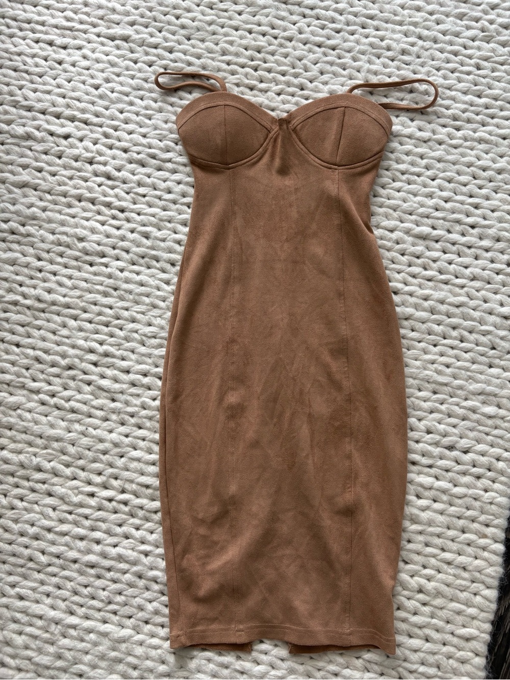 Strapless Brown suede Midi Bodycon Dress
Xs
Very good condition. Only worn once.